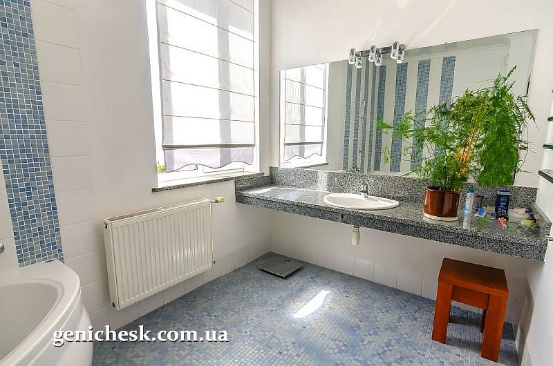  White Residence & Spa   